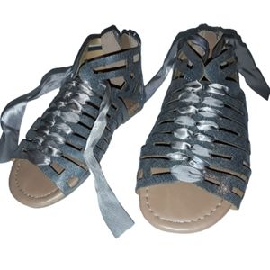 Olivia Miller silver girl sandals size 10 youth